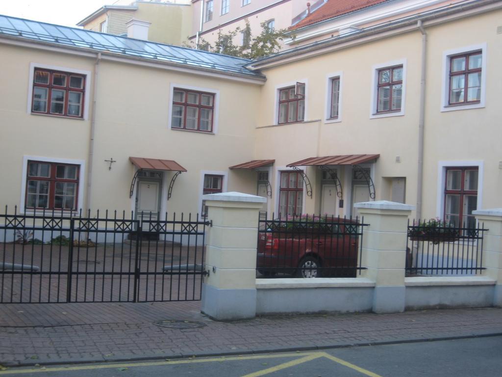 Aaba Apartment Тарту Экстерьер фото